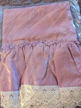 Vintage Montgomery Ward Rose Lace Valance NOS Cottagecore 54x17